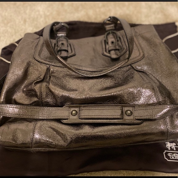 Coach medium sized silver-tone purse - Picture 4 of 8